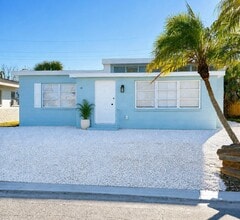 Building Photo - 14034 Marguerite Dr