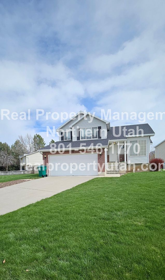 Foto del edificio - 2 Bedroom Harrisville Home Coming Soon!