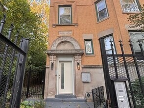 Building Photo - 4003 S Calumet Ave