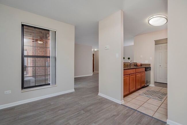 Dining Room - Clover Ridge East Apartments
