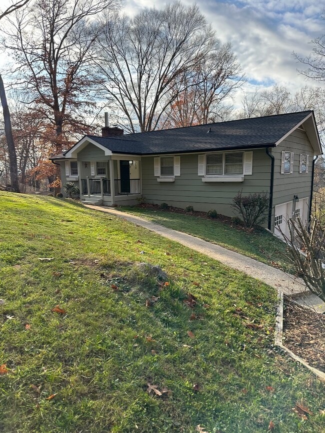 Foto del edificio - 3928 Inwood Dr