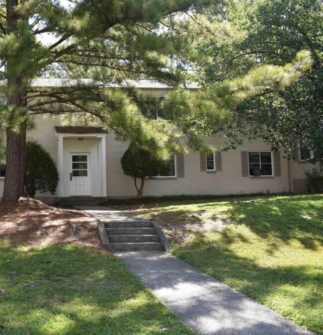 Building Photo - 4600 Fort Jackson Blvd