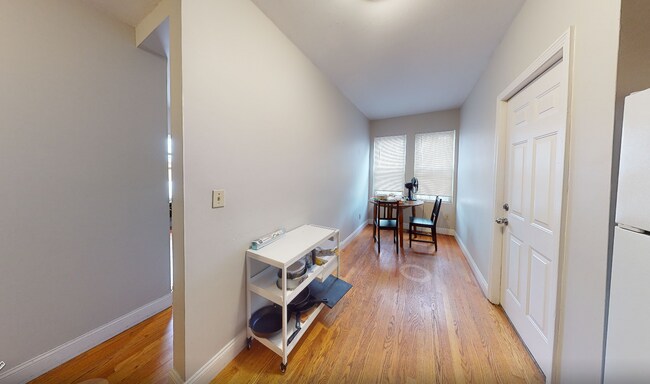 Foto del edificio - 344 Putnam Ave