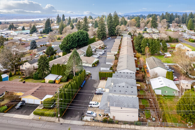 Aerial Photo - Oakwood Terrace Apartments