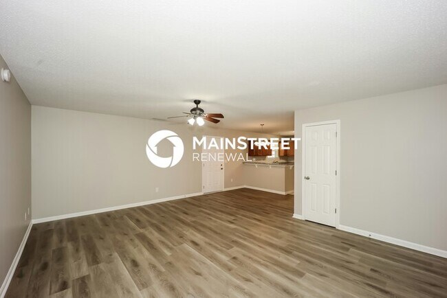 Building Photo - 3 Bedroom Pet-Friendly Home in NEWNAN, GA with Main Street Renewal