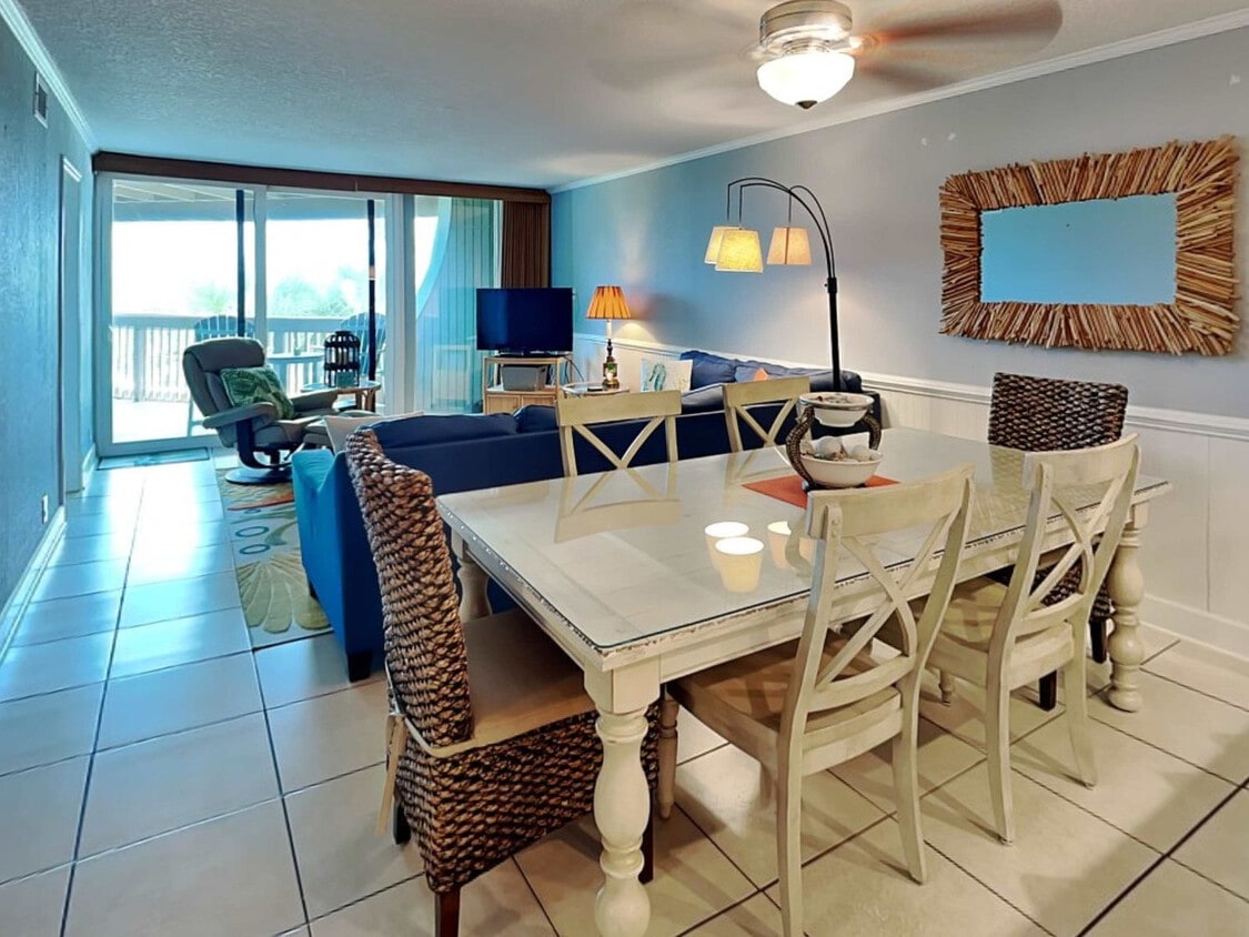 Primary Photo - 210 Ocean Hibiscus Dr