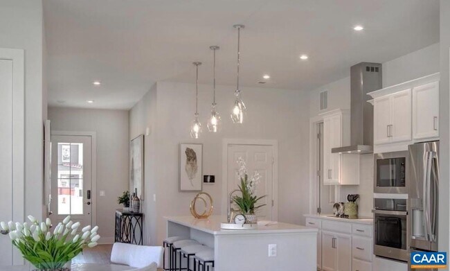 Foto del edificio - 1914 Flora Ct