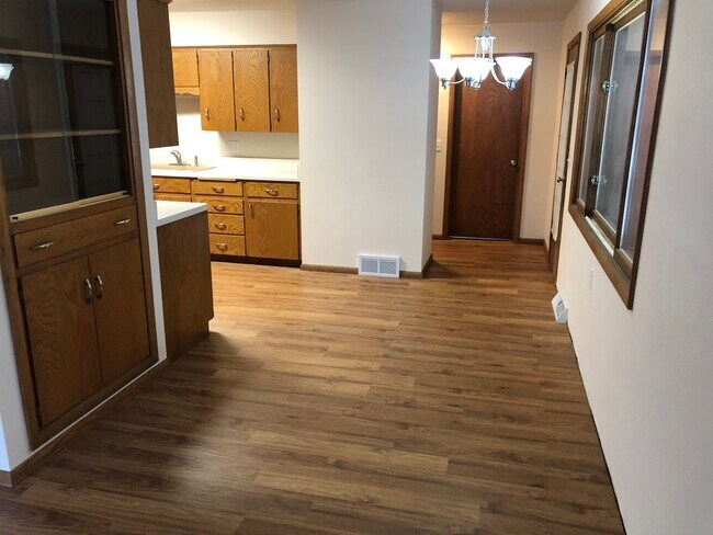 Foto del edificio - 5114 Schofield St