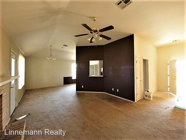 Building Photo - 3 br, 2 bath House - 2803 Thoroughbred Drive