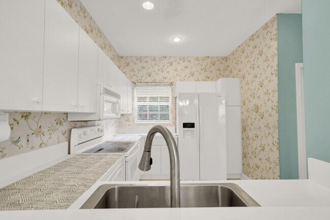 Foto del edificio - 10120 Boca Palm Dr