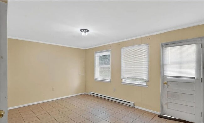 Building Photo - 1831 S Church St