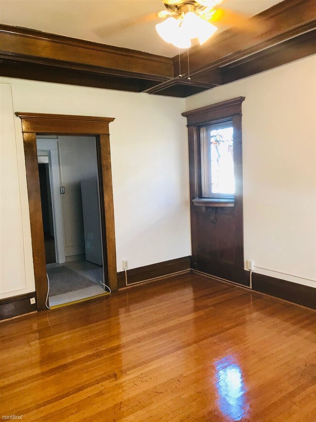 Building Photo - 1 br, 1 bath Apartment - 164 S 1300 E Apt 2