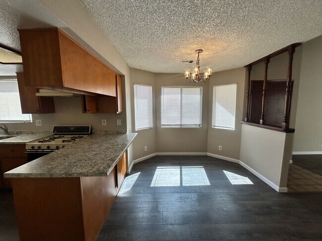 Foto del edificio - Charming Summerlin retro 2-bedroom home