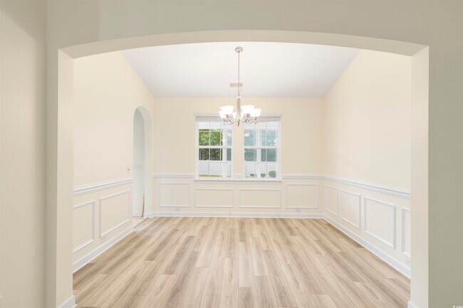 Foto del edificio - 3284 Saddlewood Cir