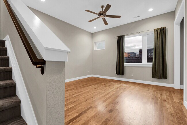 Building Photo - $3,095, 2 bedroom, 2.5 bathroom located in...