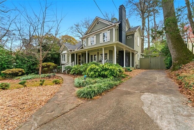 Building Photo - 302 Hascall Rd NW