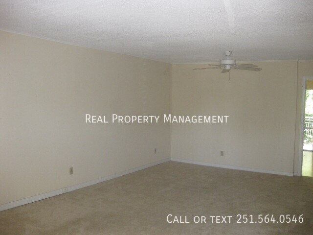 Foto del edificio - 4009 Old Shell Rd