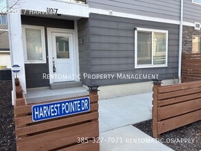 Building Photo - 11017 Harvest Pointe Dr
