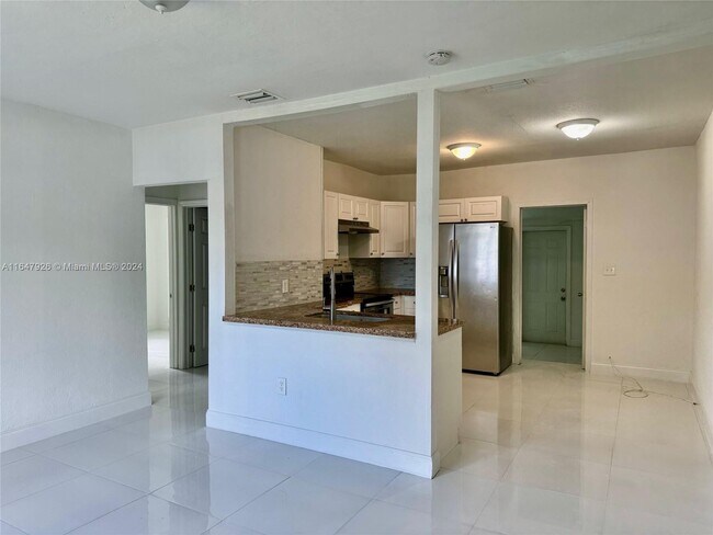 Foto del edificio - 1232 NW 51st St