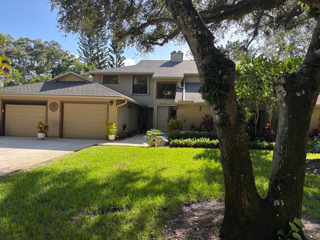 Primary Photo - 5218 SE Schooner Oaks Way