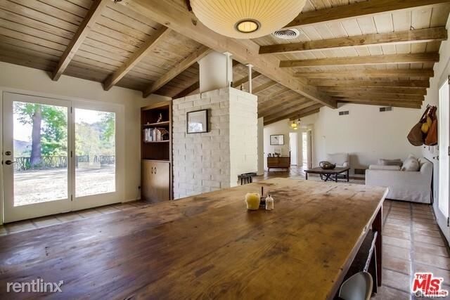 Building Photo - 4 br, 2.5 bath House - 3350 Tuna Canyon Rd