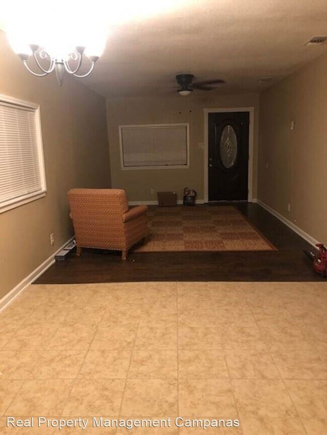 Foto del edificio - 2 br, 1 bath House - 906 W Pyron Ave