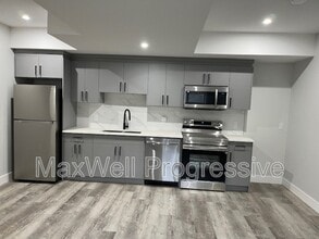Building Photo - 12901-1123A 123a St NW