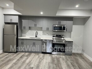 Building Photo - 12901-1123A 123a St NW