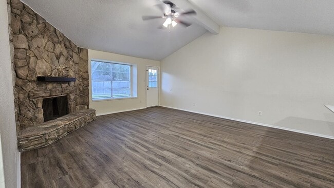 Building Photo - 10303 Old Towne Ln