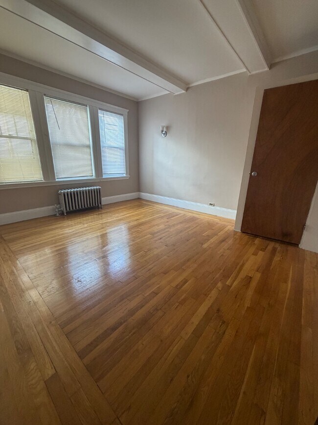 Photo - 19 Brockton St - Unit 1 Apartment