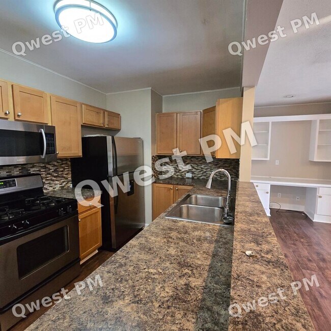Foto del edificio - 1127 Eastmont Dr SE