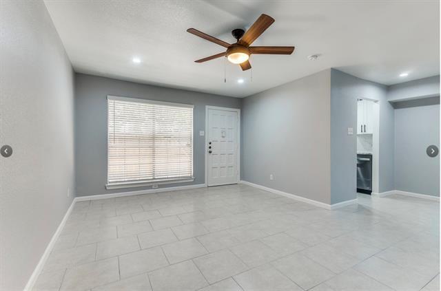 Foto del edificio - 12888 Montfort Dr