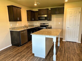 Foto del edificio - 2113 Brown Bear Ln