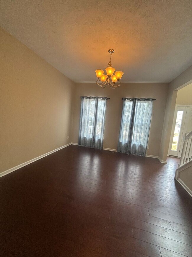 Foto del edificio - Spacious 4-Bedroom 2.5 Bath Gem in Avon, OH!