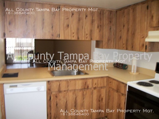 Building Photo - 4959 Puritan Cir