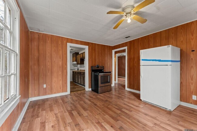 Foto del edificio - 4433 Sherwood St