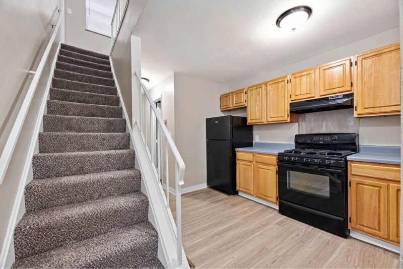 Primary Photo - 769 Canonby Pl