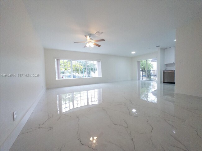 Foto del edificio - 5400 NW 18th St