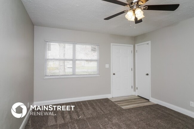 Building Photo - 9613 El Prado St