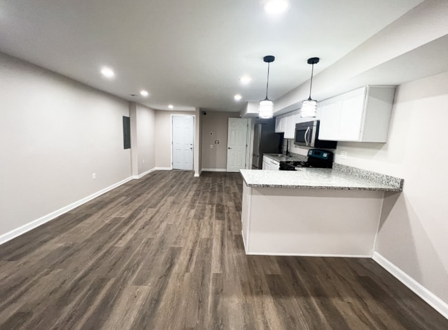 Building Photo - 1532 McCulloh St
