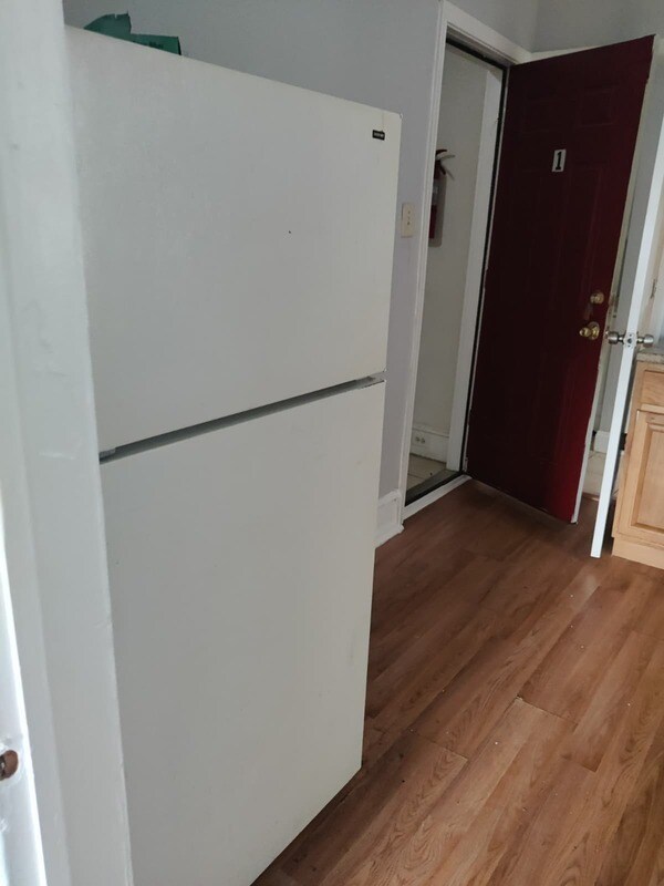 Foto del edificio - 53 W Logan St