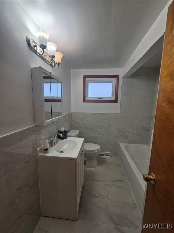 Foto del edificio - 44 Aurora Dr