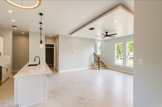 Foto del edificio - 8132 Penrod St