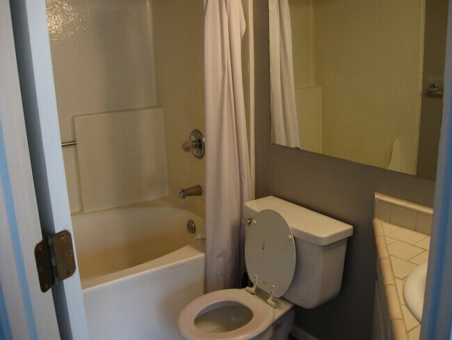Foto del edificio - (52HU#13-101) Littleton Location - Studio