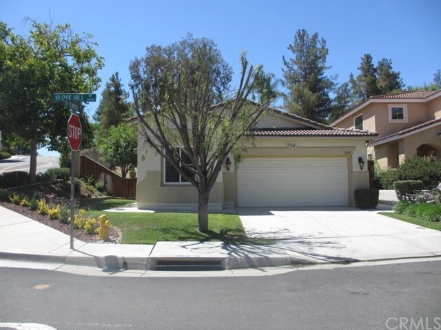 Primary Photo - 31075 Oakhill Dr