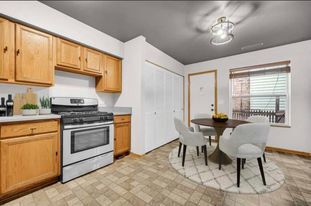 Foto del edificio - 1838 S Springfield Ave