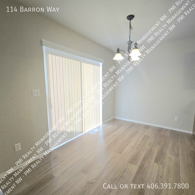 Building Photo - 114 Barron Way
