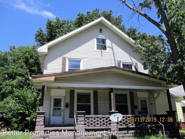 Building Photo - 732-734 Bayard Park Dr