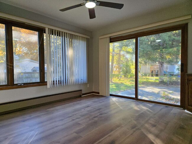 Building Photo - The Good Life — Over 2,200 Sq Ft with Finished Basement & Sunroom