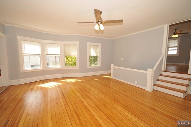 Foto del edificio - 44 N Central Ave